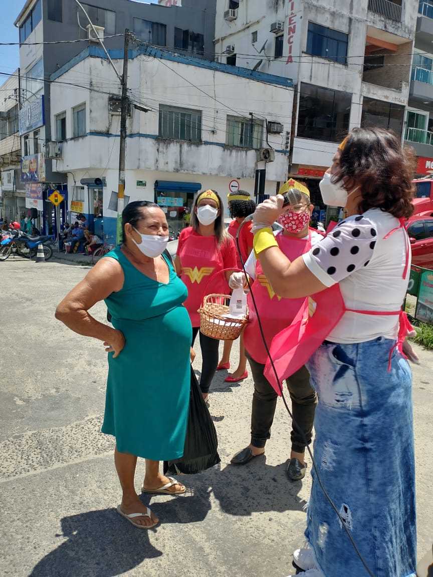 Camacã: Secretaria de Assistência Social comemora o Dia Internacional da Mulher com mensagens de conscientização e distribuição de lembranças.
